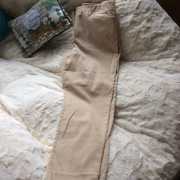 Esprit NWOT Juniors Stretch Tan Pants. - Picture 2 of 8